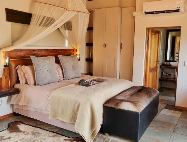 Infinite Safaris Africa - Safari Hunting in Africa - South Africa Base Camp - Farm Loskop